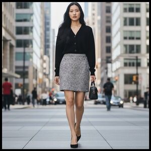 Banana Republic Metallic Silver Textured Pencil Mini Skirt 6 Tweed Bouclé Office